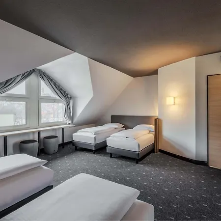 Muenchen-schwabing 3* Mnichov