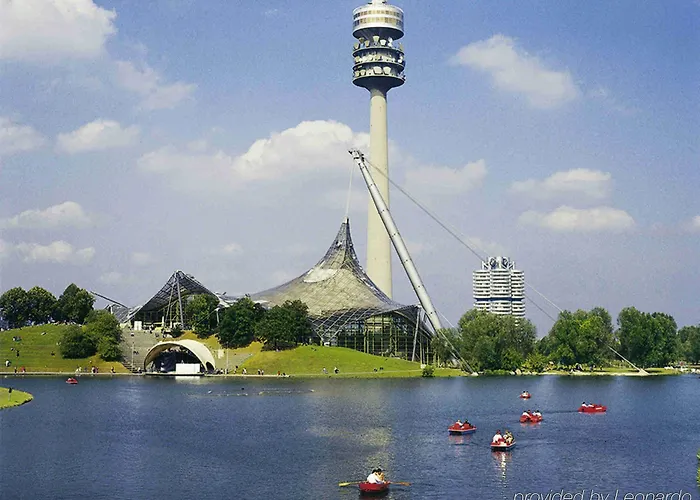 Muenchen-schwabing 3*